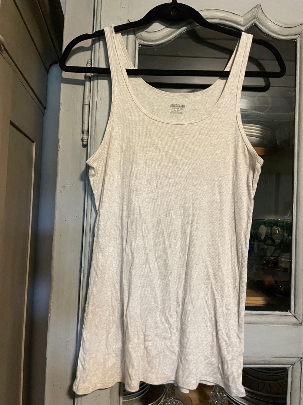 Mossimo Supply Co. Cream Scoop Neck Tank
